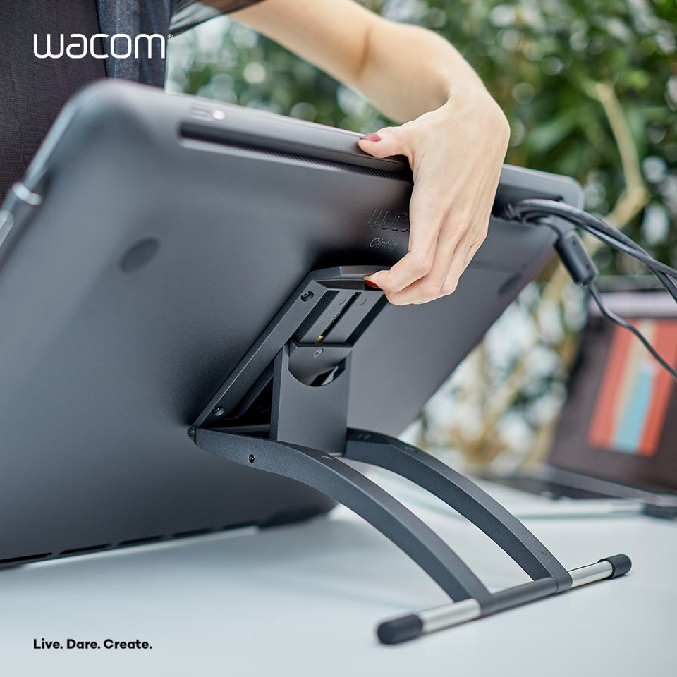 Wacom Cintiq 22 DTK-2260 | Wacom Store Cambodia